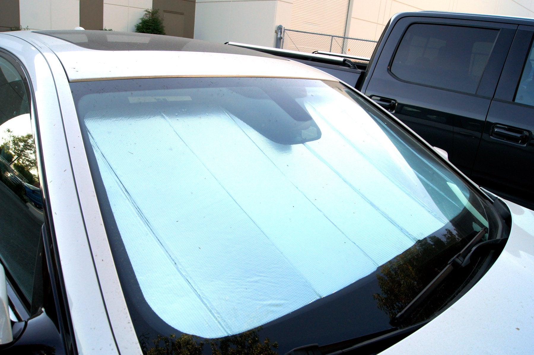 Front Car Windshield Sun Shade Compatible With 2019-2024 Jeep Gladiator (Jt) | Custom Fit Visor Accordion Fold Style Sun Protect