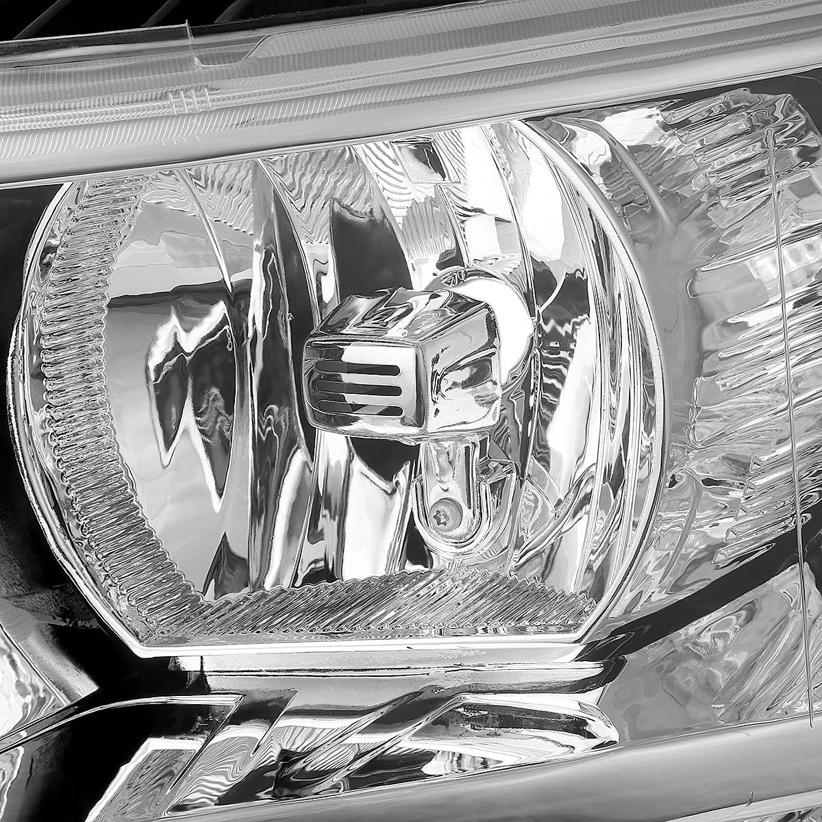 Dna Motoring Hl-Oh-Csil07-Ch-Am Pair Of Chrome Amber Headlights Compatible With 07-13 Silverado 1500/07-14 Silverado 2500 Hd 3500