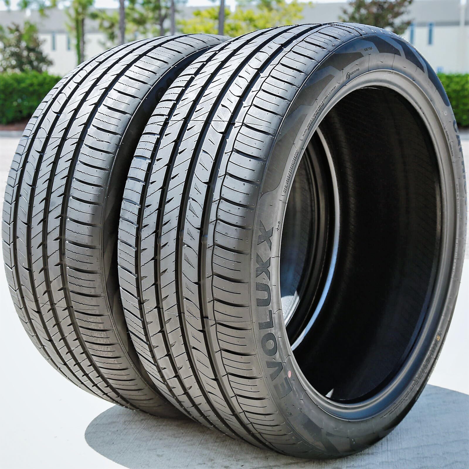 Evoluxx Capricorn UHP All-Season Tire - 265/40R22, 4-Ply, XL Load Range, Black Side Wall