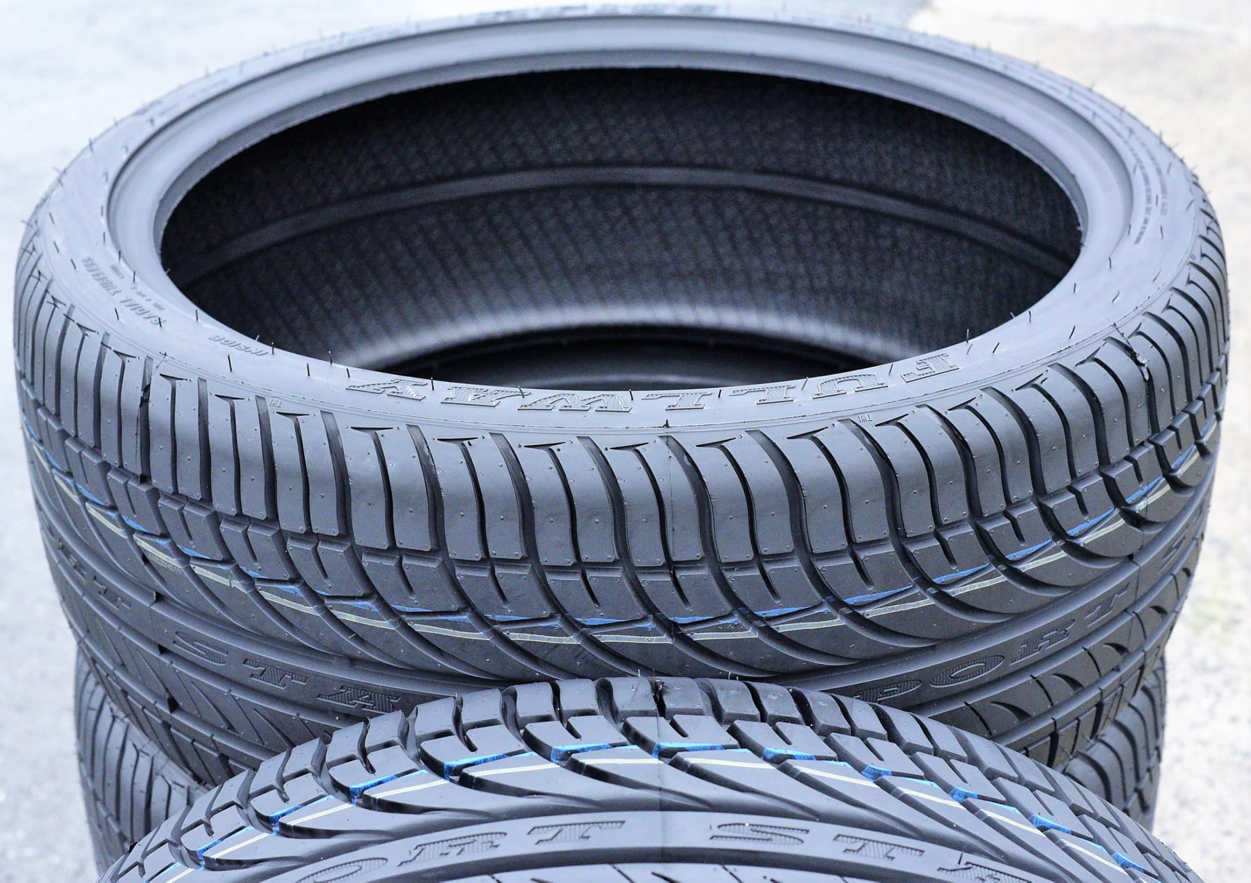 Fullway Hp108 All-Season Passenger Car High Performance Radial Tire-245/35R20 245/35Zr20 245/35/20 245/35-20 95W Load Range Xl 4