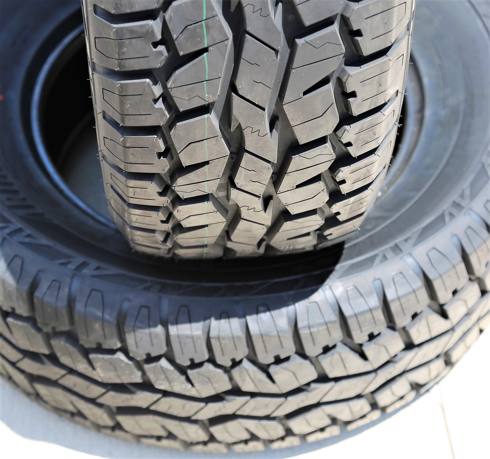 Armstrong Tru-Trac AT A/T Truck/SUV All-Terrain Off-Road Radial Tire-265/65R17 265/65/17 265/65-17 116T Load Range XL 4-Ply BSW