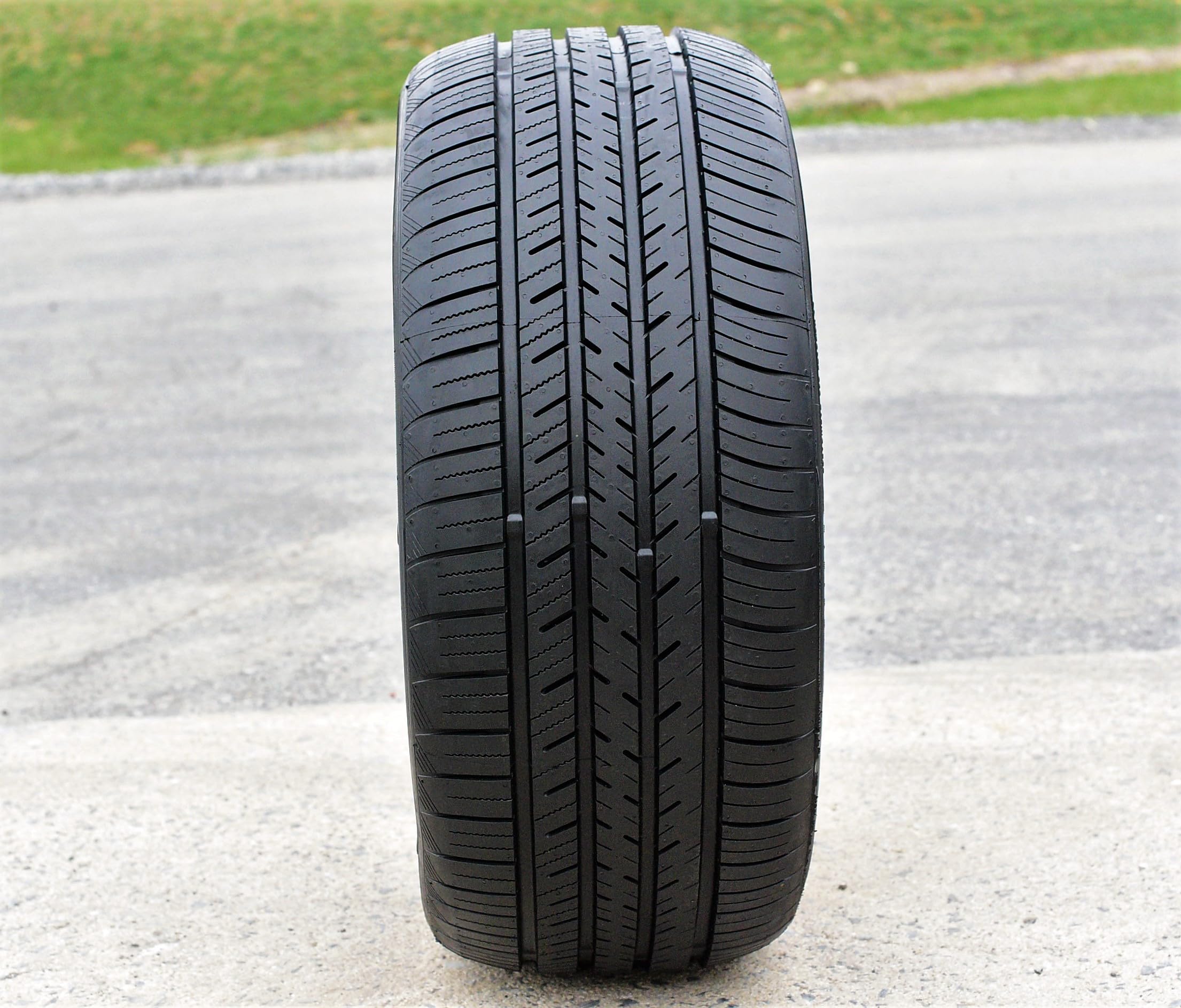 Atlas Force Uhp All-Season Passenger Car High Performance Radial Tire-255/40R18 255/40/18 255/40-18 99Y Load Range Xl 4Ply Black