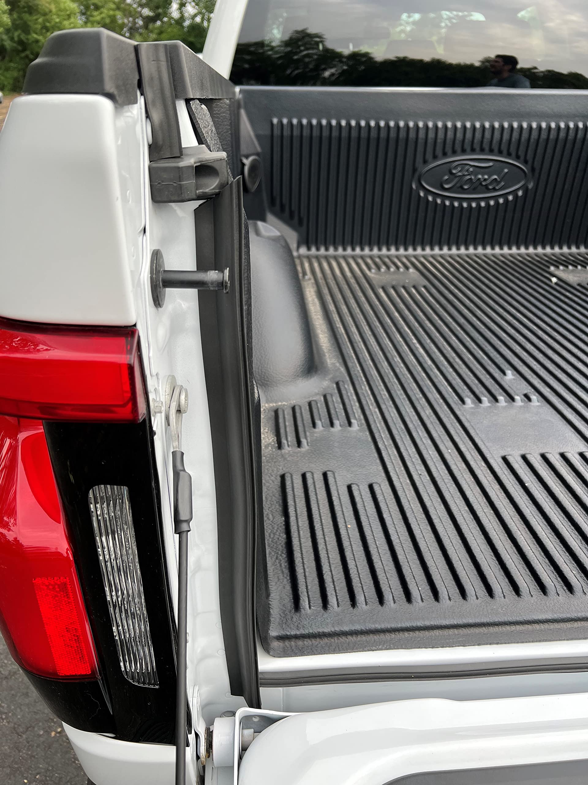 ESI Ultimate Tailgate Seal with Taper Seal Compatible with All Ford Model Years F150, F250, F350, F450, Ford Raptor and Ford Lig
