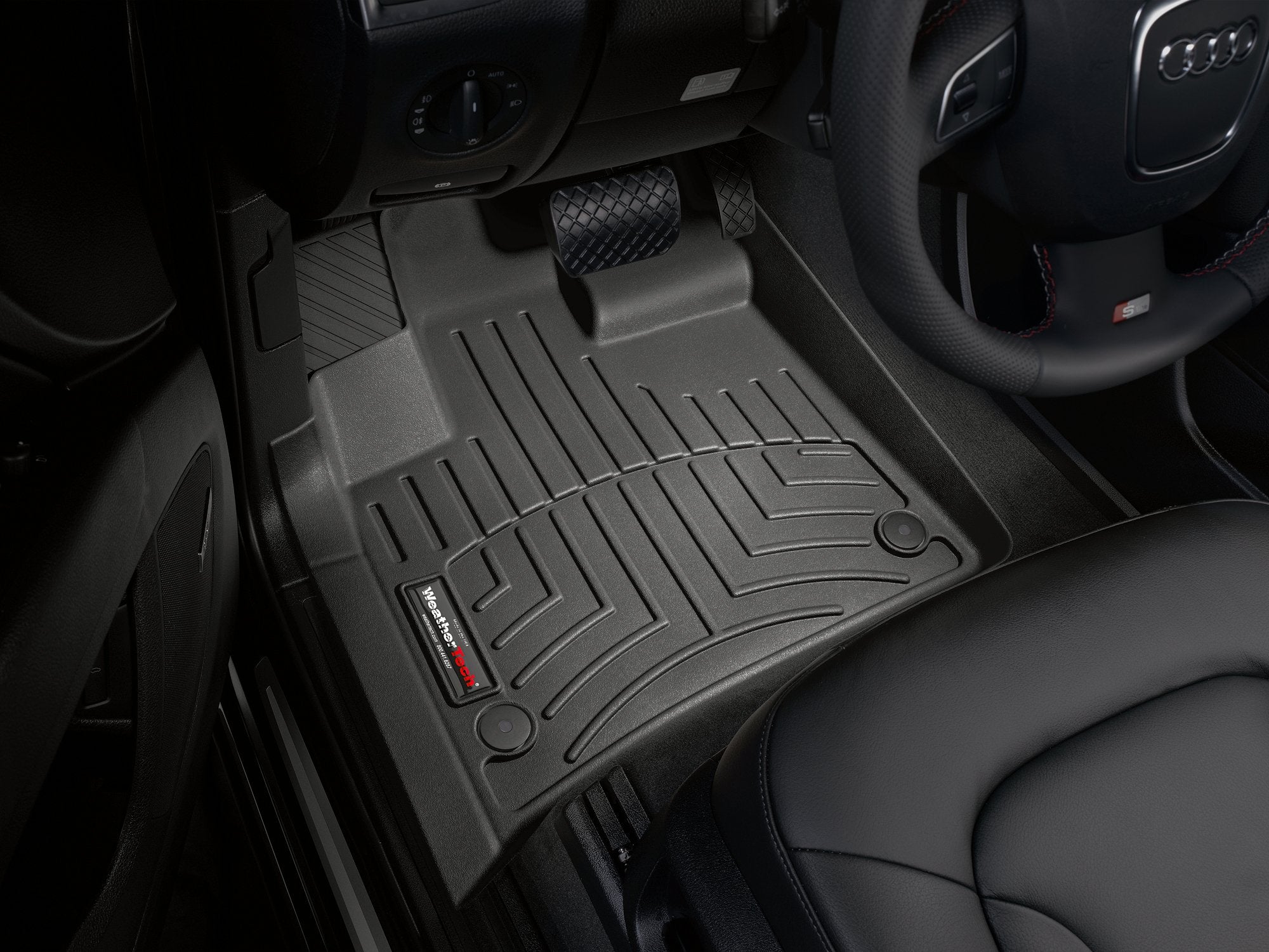 WeatherTech Custom Fit FloorLiners for Audi Q7-1st Row (441511), Black