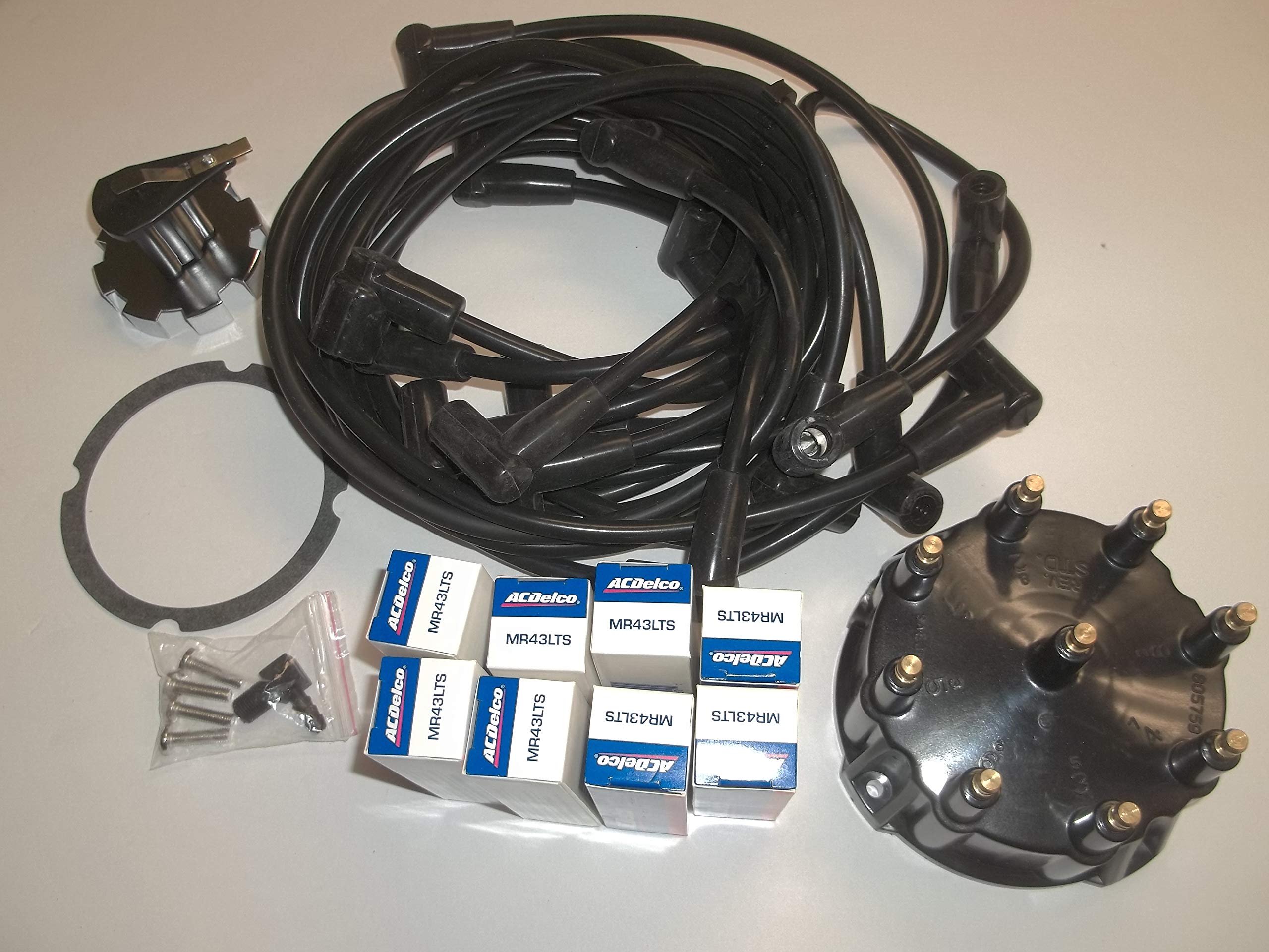 Tune up kit for Mercruiser 5.0, 5.7, 7.4, 8.2 V8 engines with Thunderbolt Ignition. Includes spark plug wires, distributor cap/r