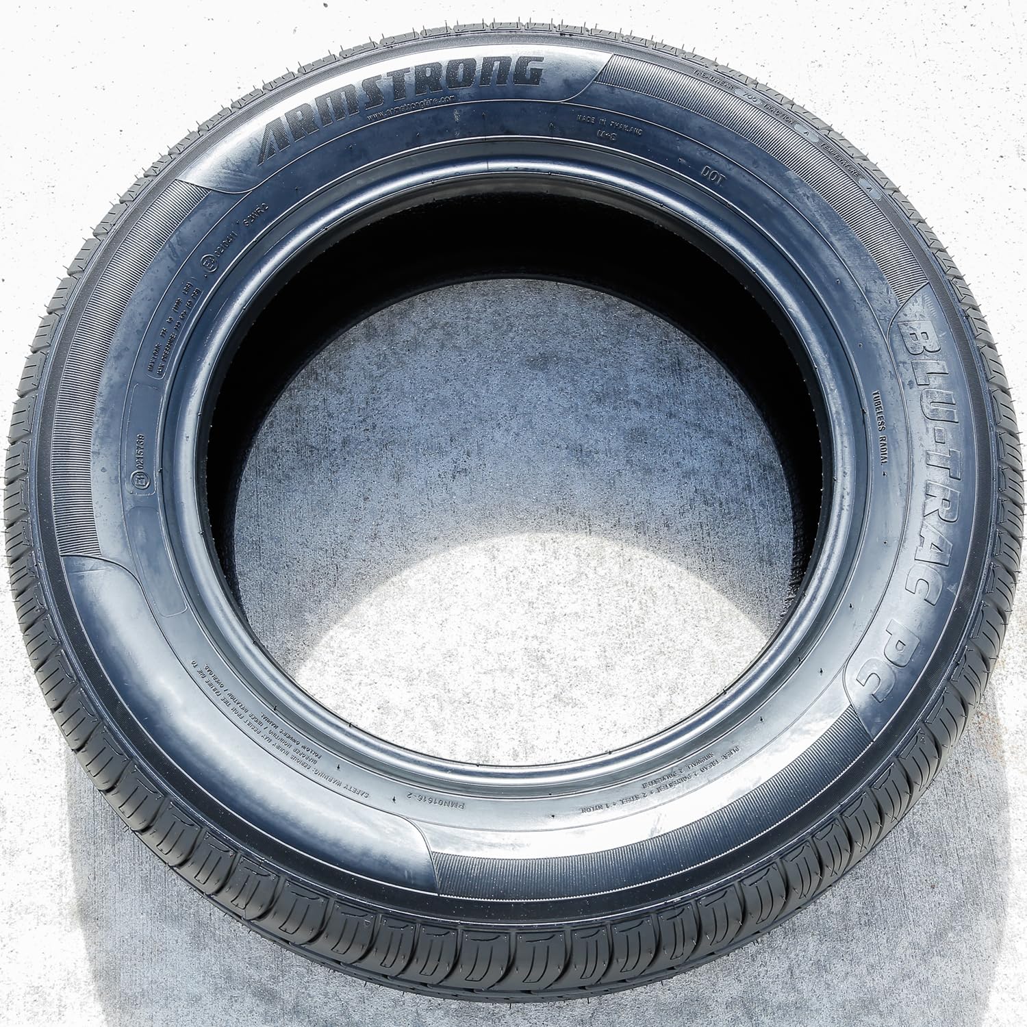 Armstrong BLU-TRAC PC Passenger - 205/65 R15