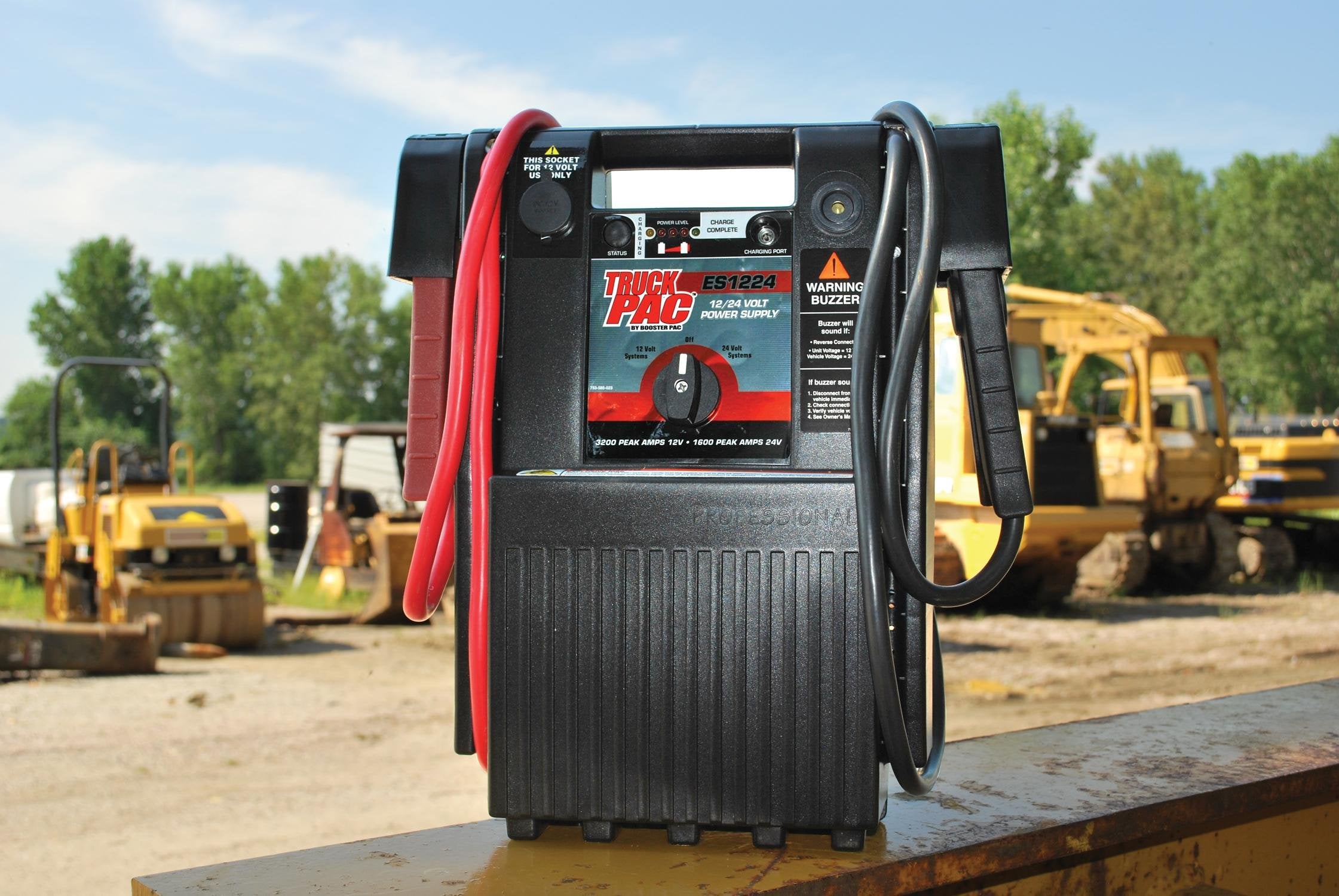 Clore Automotive Truck Pac Es1224 3000/1500 Peak Amp 12/24V Jump Starter