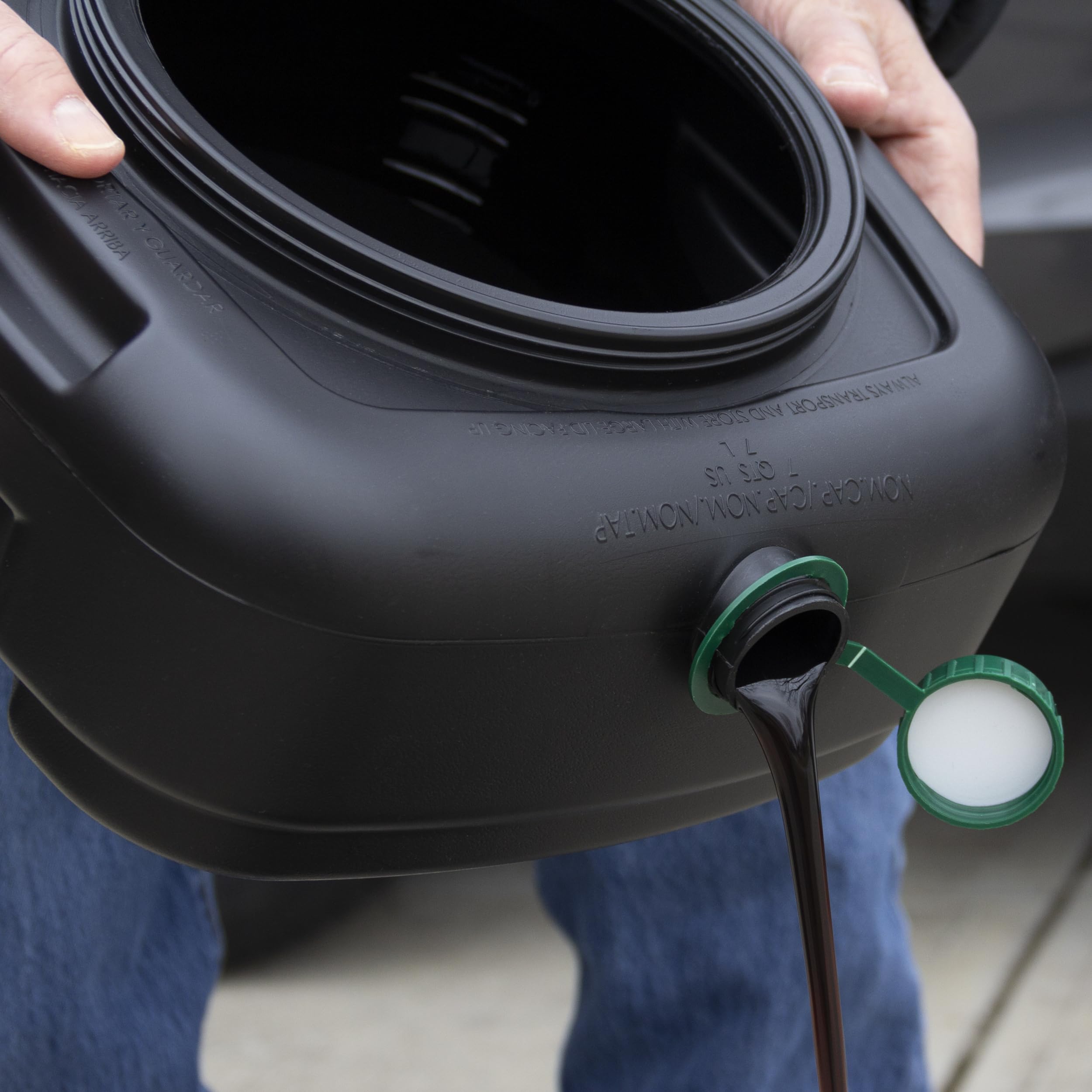 Scepter AM07029 7.3 Quart Oil Drain Pan with Lid, Filter Drain Screen, and Pour Spout for Automotive Fluids Including Engine Oil
