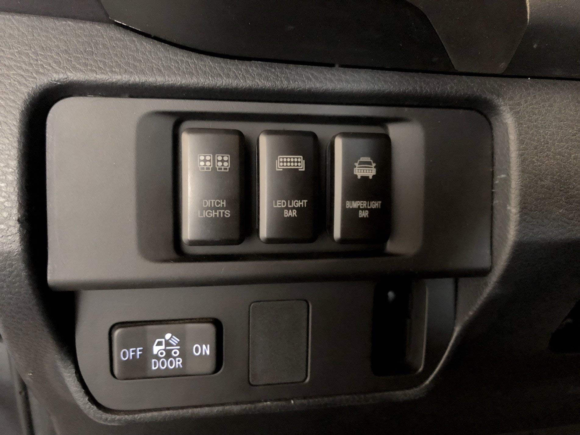 Sasquatch Lights Symbol Older Model Push Button Compatible With Toyota (/ Surface Size 1.54 X 0.83 Inches)