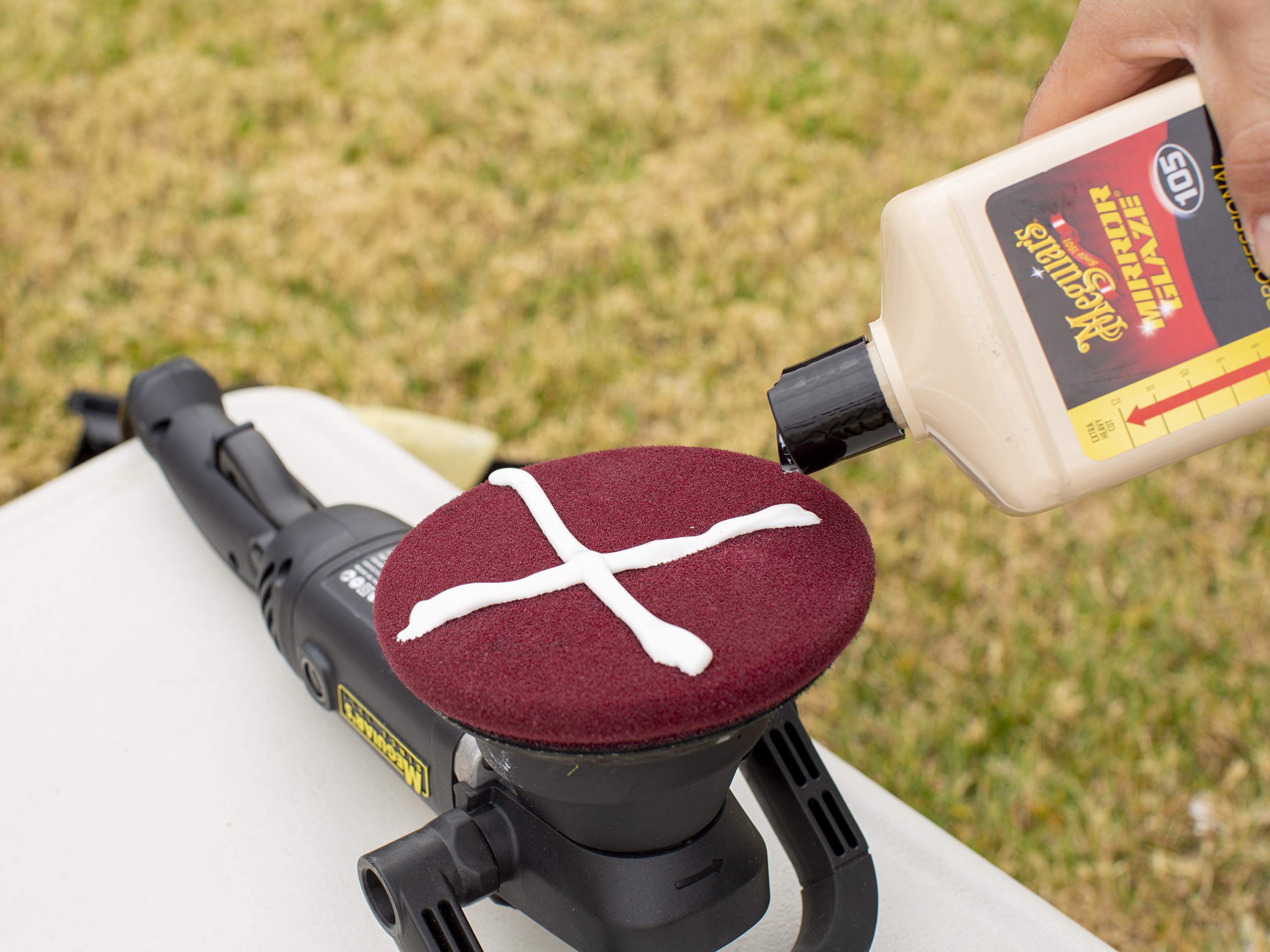 Meguiar's M10501 Ultra-Cut Compound - 1 Gallon Container for Professional Detailing