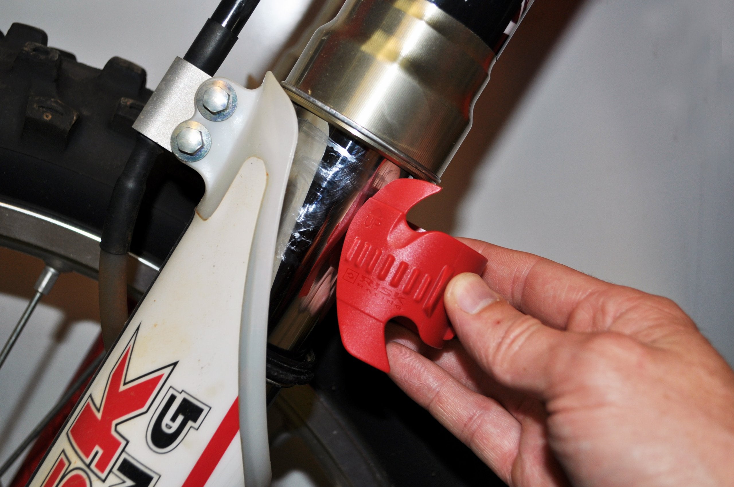Risk Racing 00-123 Small 35Mm - 45Mm Seal Doctor, Small (35 Millimeters - 45 Millimeters), Red