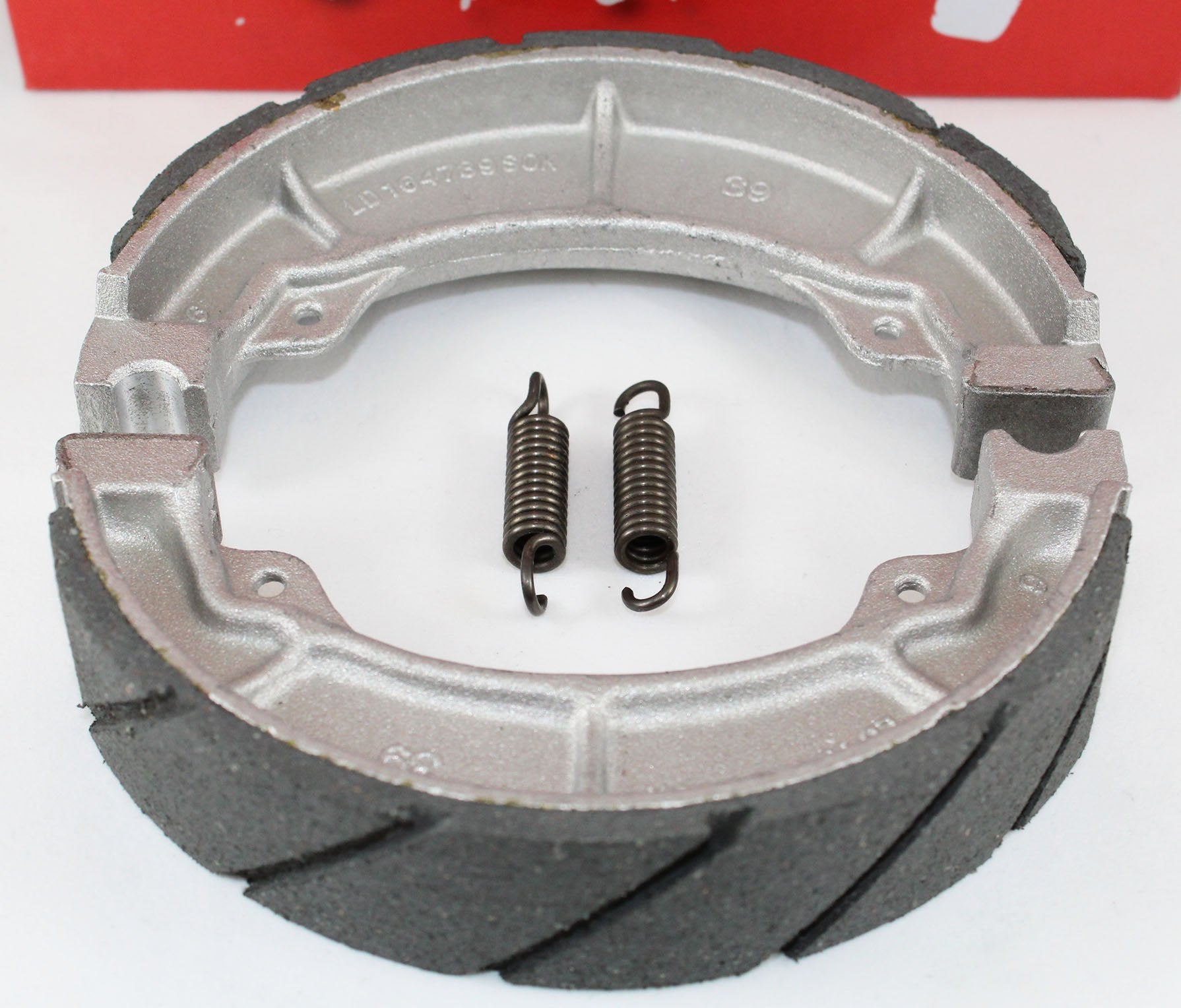 Grooved Front & Rear Brake Shoes With Springs Set For The Honda Atc 200S And 200E 200Es Big Red 3-Wheel Atvs