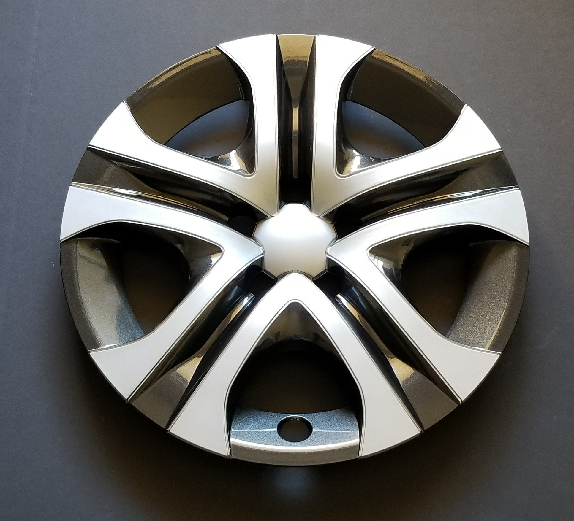 MARROW 17 Inch Wheel Covers Hubcaps Set of 4, 5 Spoke Design, Silver/Black Plastic, Fits 2013-2018 Toyota RAV4