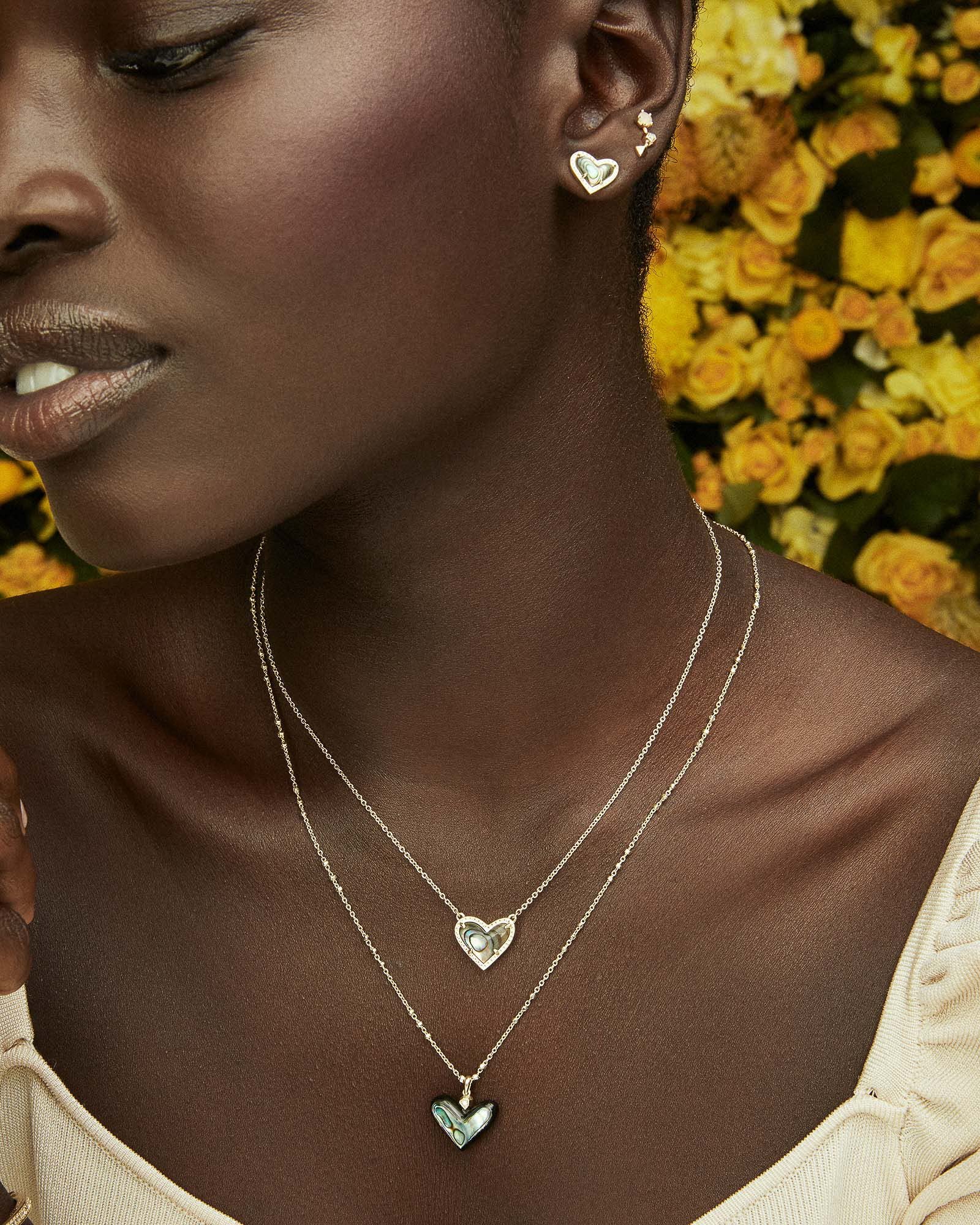 Kendra Scott Ari Heart Pendant Necklace for Women, 14k Gold-Plated, Iridescent Drusy, Adjustable Length, Fashion Jewelry