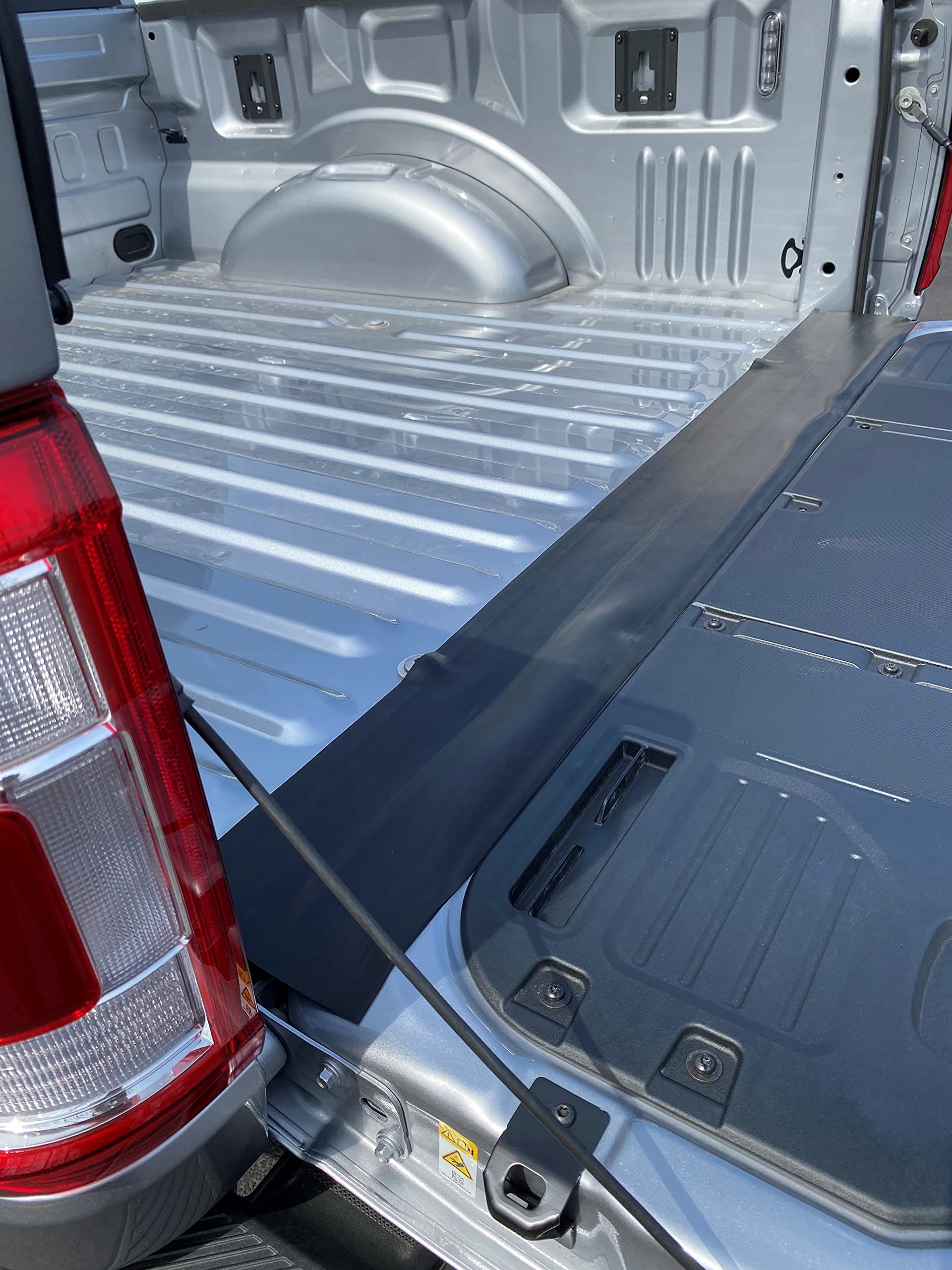 Esi Rok Block Xl Tailgate Gap Cover 7''/17.78Cm Width-Fits Most Pickups Worldwide