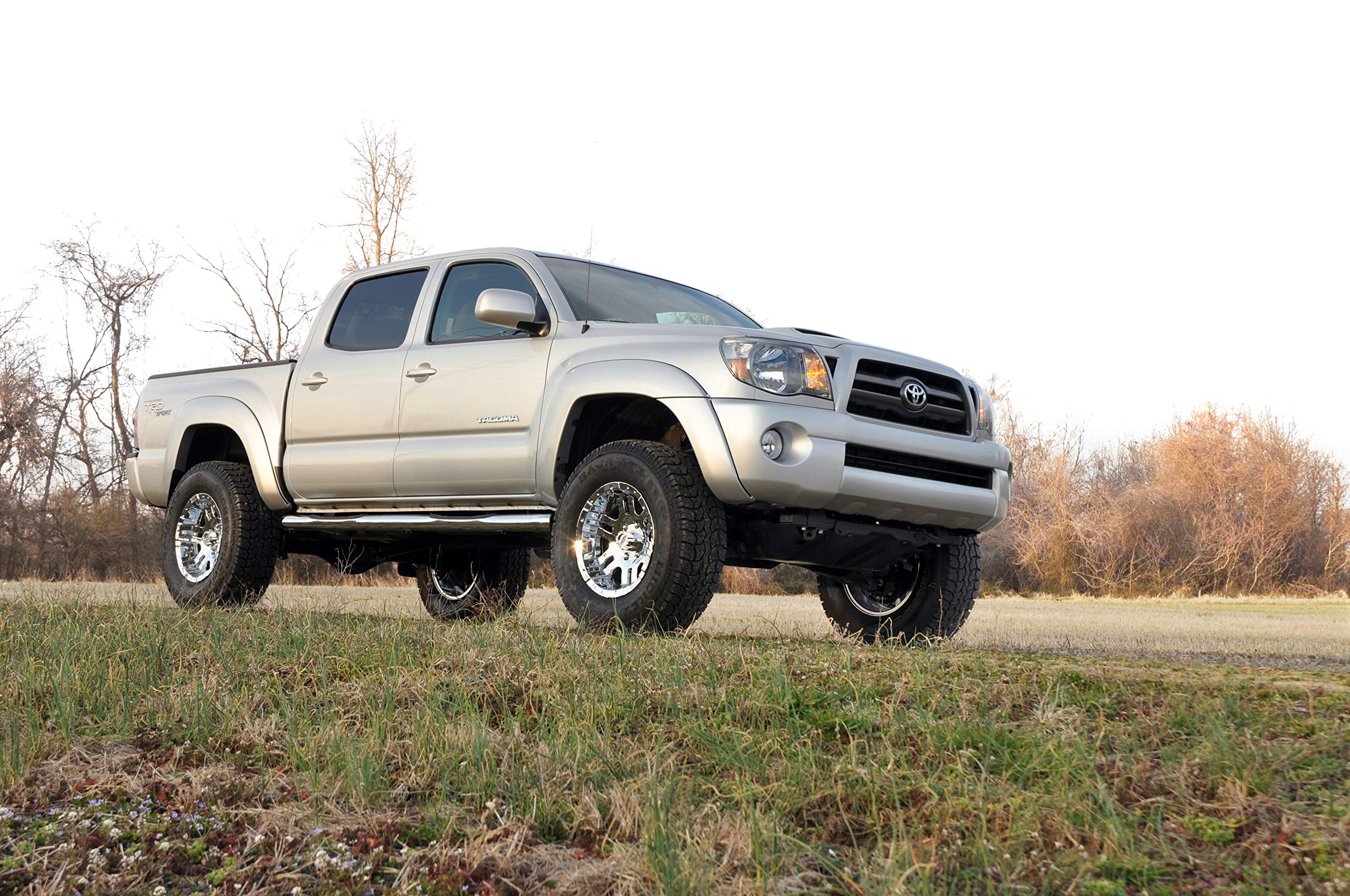 Rough Country 3' Lift Kit W/N3 Shocks For 2005-2023 Toyota Tacoma - 74530
