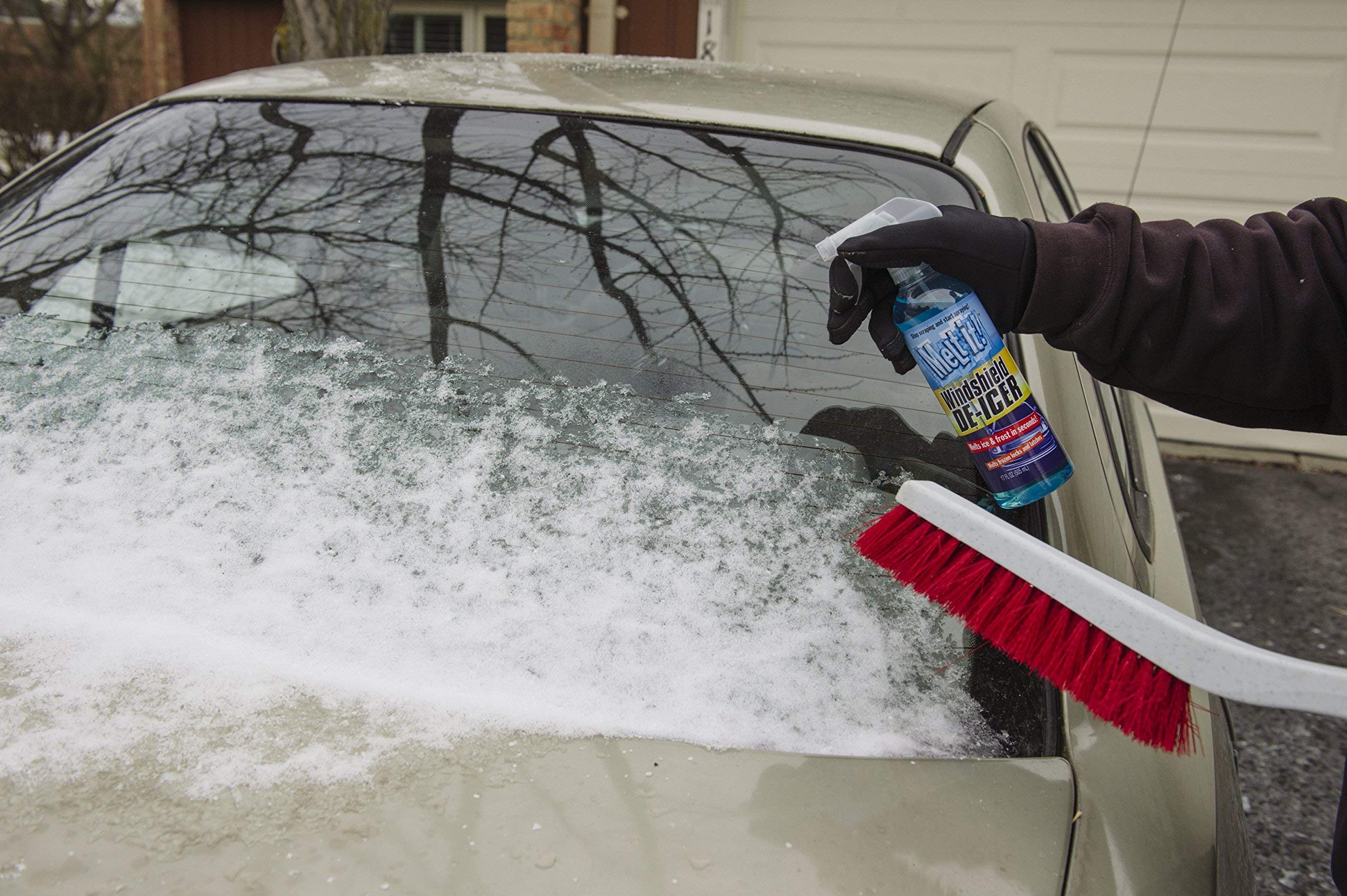 E·Z·R Windshield De-Icer Spray - 17 Fl Oz Snow Melting Defrost Liquid for Ice & Frost Removal, Model CL9972