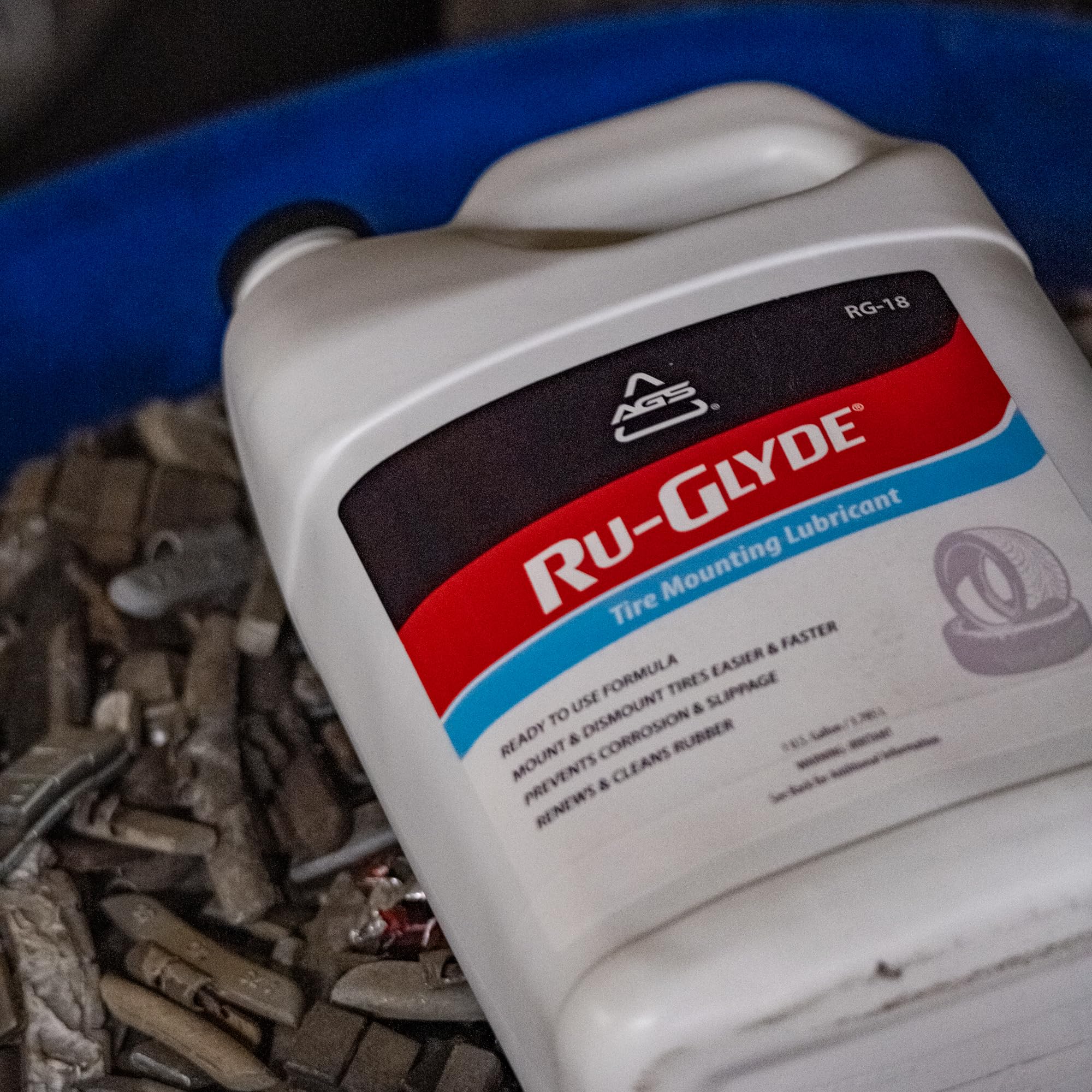 Ruglyde Tire Mounting And Rubber Lubricant, 1 Gallon Bottle, Rejuivanate Tire Rubber, Easy Tire Bead Seating, Tire Dressing, Tir