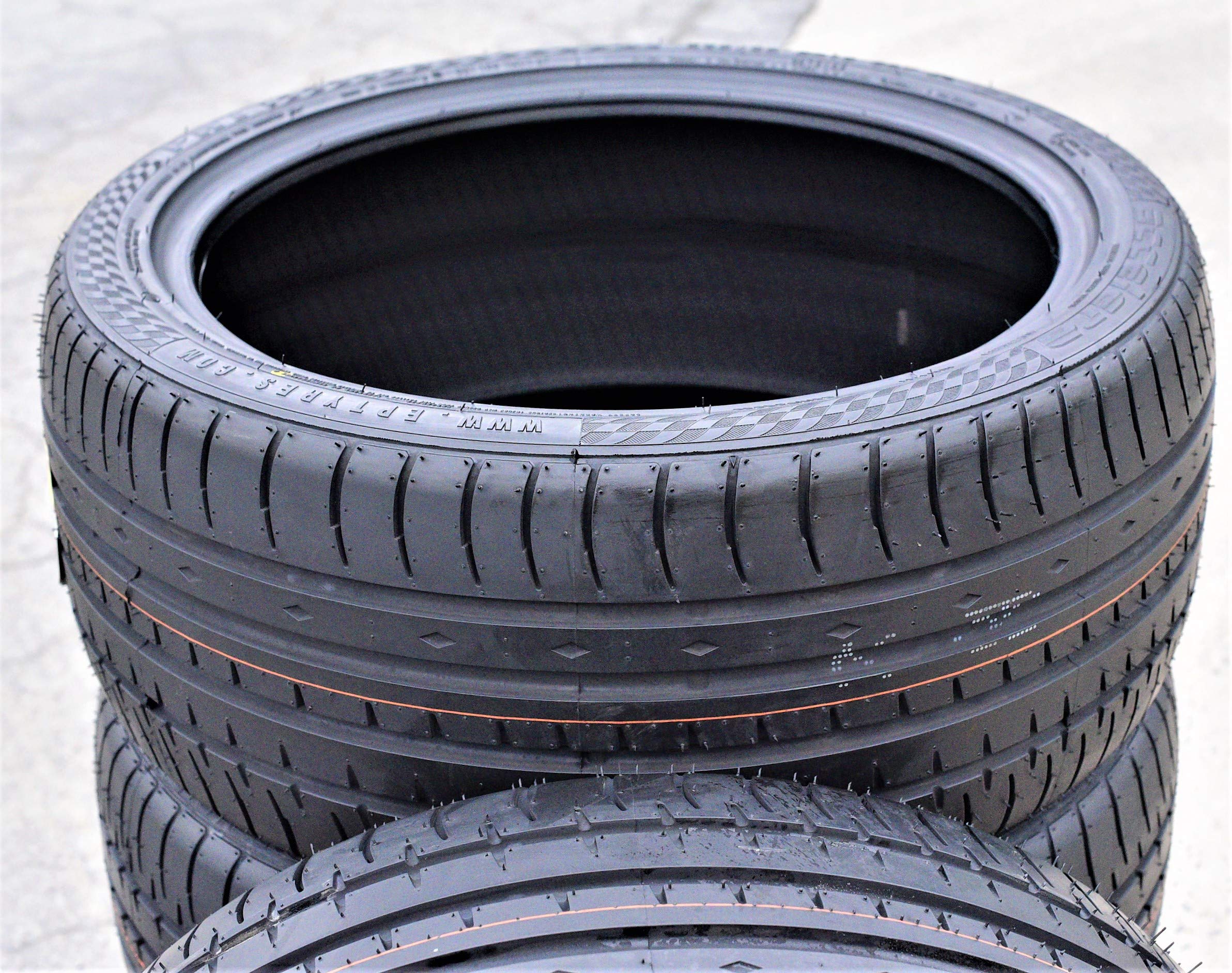 Accelera 245/35 Zr19 93Y Xl Phi(T)