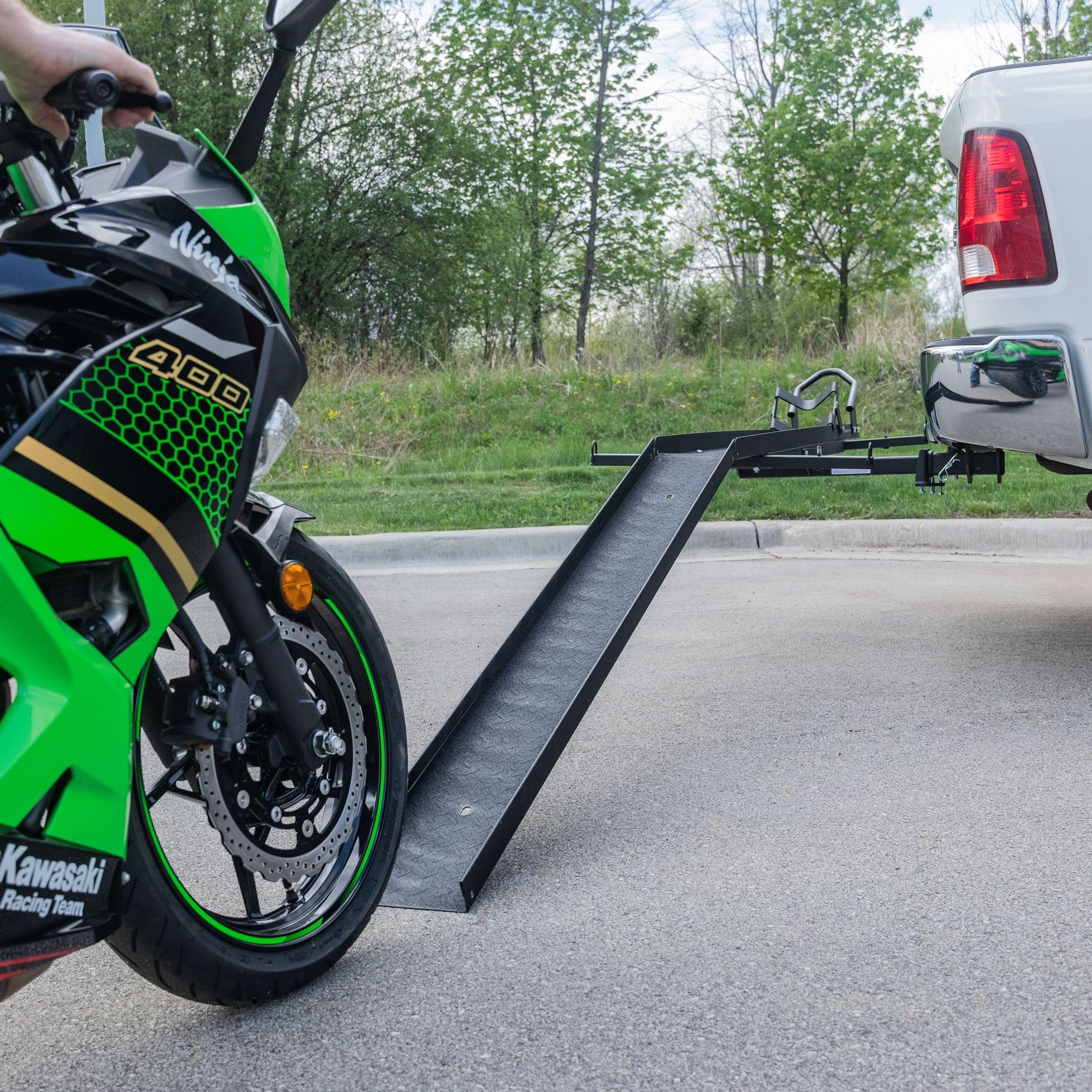Black Widow Motorcycle Carrier - 600 lb Capacity, Hitch-Mounted, Black, Model MCC-600, Includes Ramp and Anti-Rattle Device