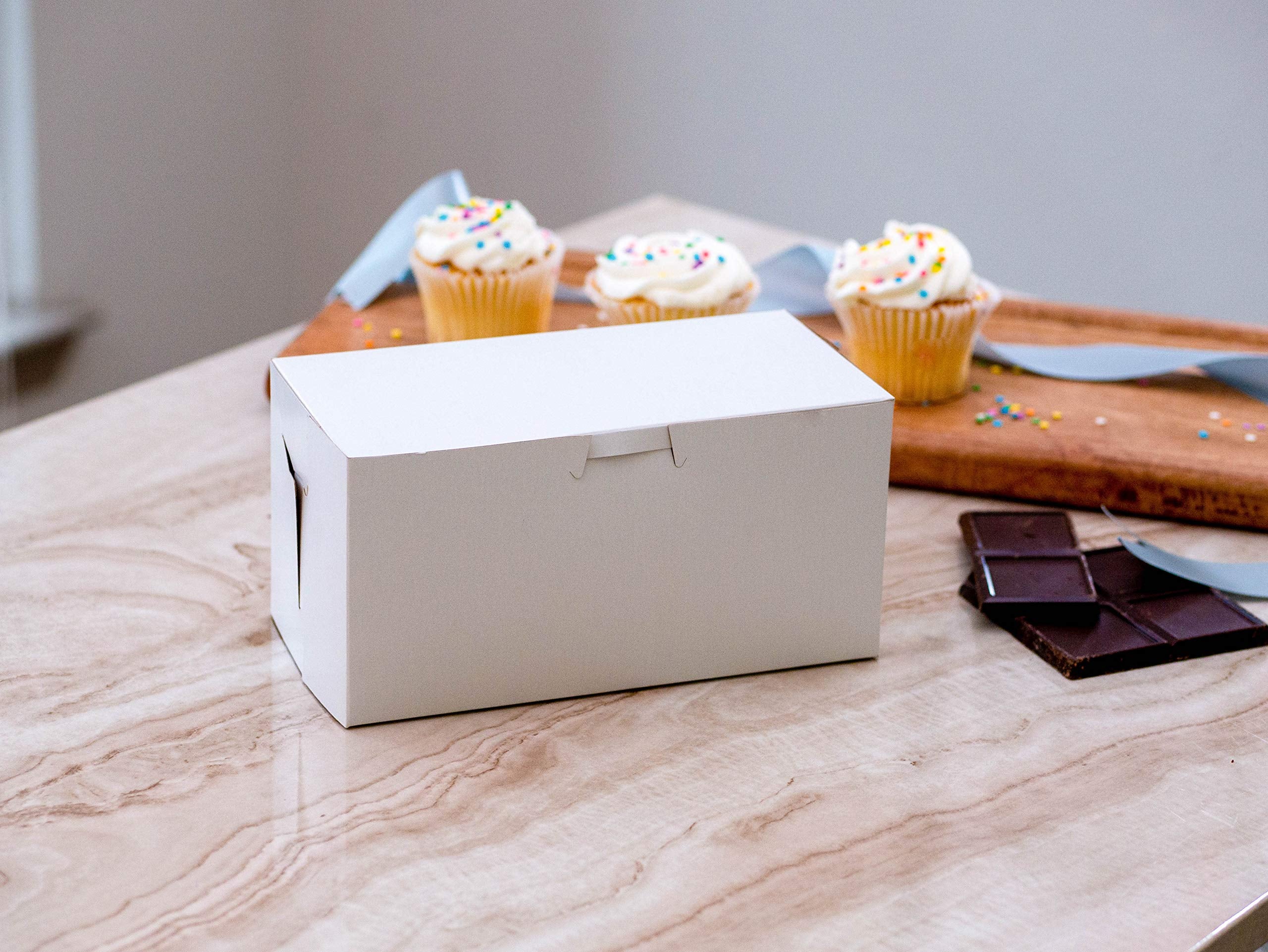 Southern Champion Tray 1025 Premium Clay Coated Kraft Paperboard White Non-Window Sheet Cake And Utility Box, 14'' Length X 10''