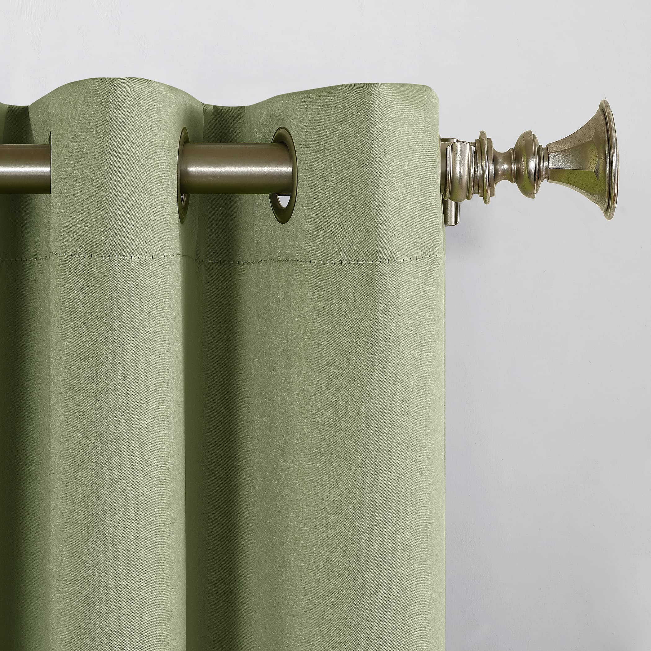 Sun Zero Barrow Energy Efficient Grommet Curtain Single Panel