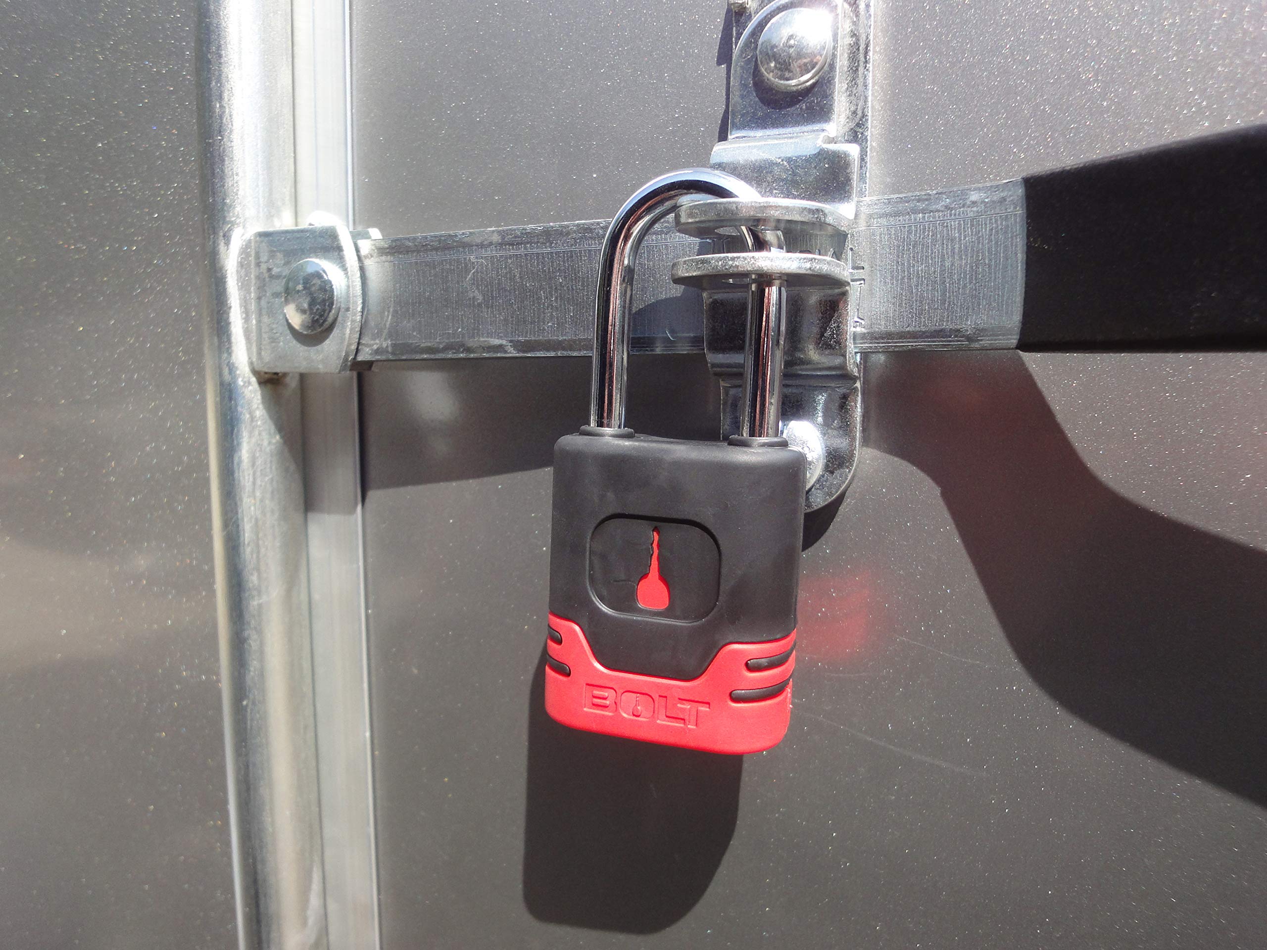 Bolt 7018517 Padlock For Early Model Chevrolet, Gmc, Hummer, Buick, Cadillac, Oldsmobile And Pontiac Keys