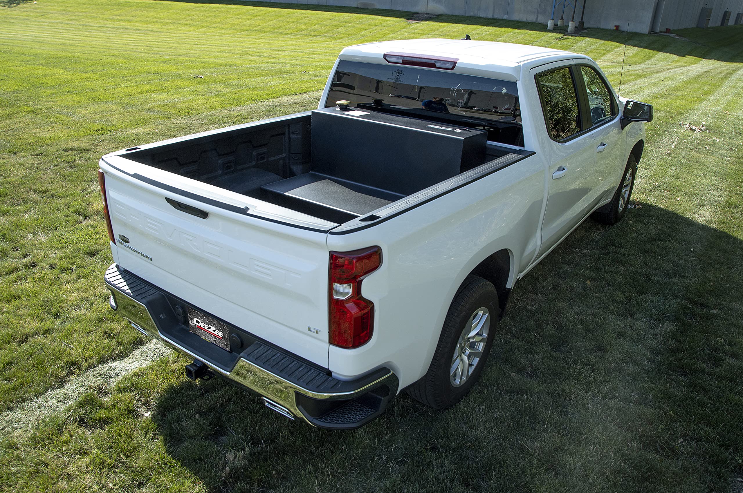 Dee Zee DZ92747SB (92 gallon) LShaped Transfer Tank  Black Steel