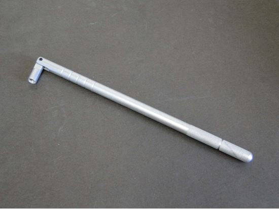 REMOVES AND INSTALLS VALVE STEMS FO