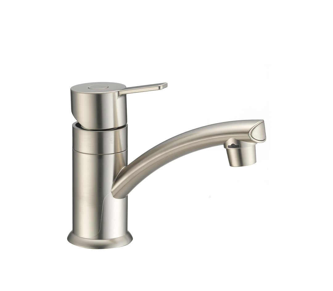 Modern Single Lever Centerset Rv La