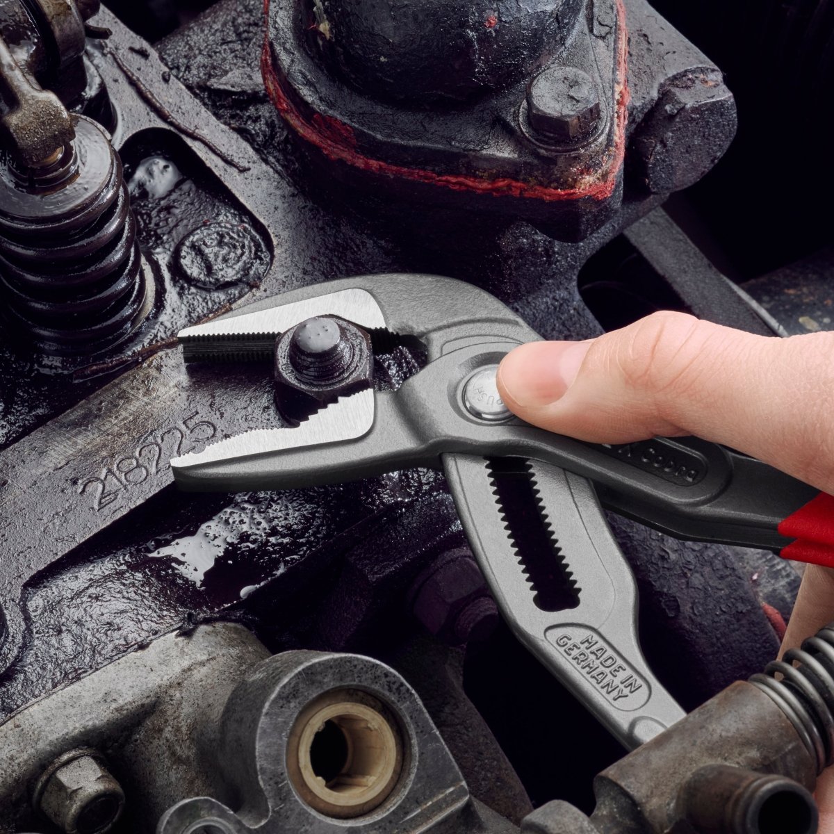 Knipex Cobra® Extra Slim Water Pump Pliers 10" 87 51 250
