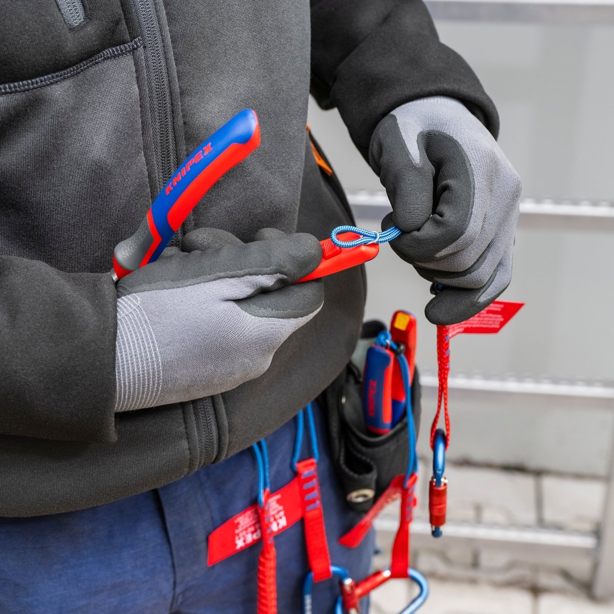 Knipex High Leverage Diagonal Cutters 8" 74 22 200